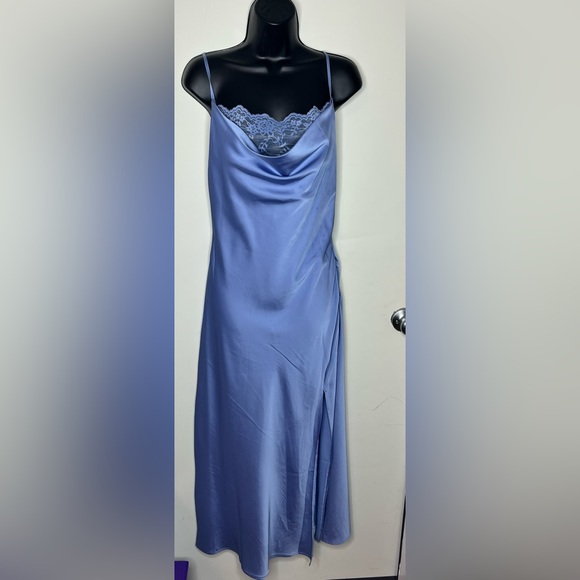Forever 21 Long Silk like Lace Top Spaghetti Strap dress. Light Blue Sz XS - Picture 1 of 14